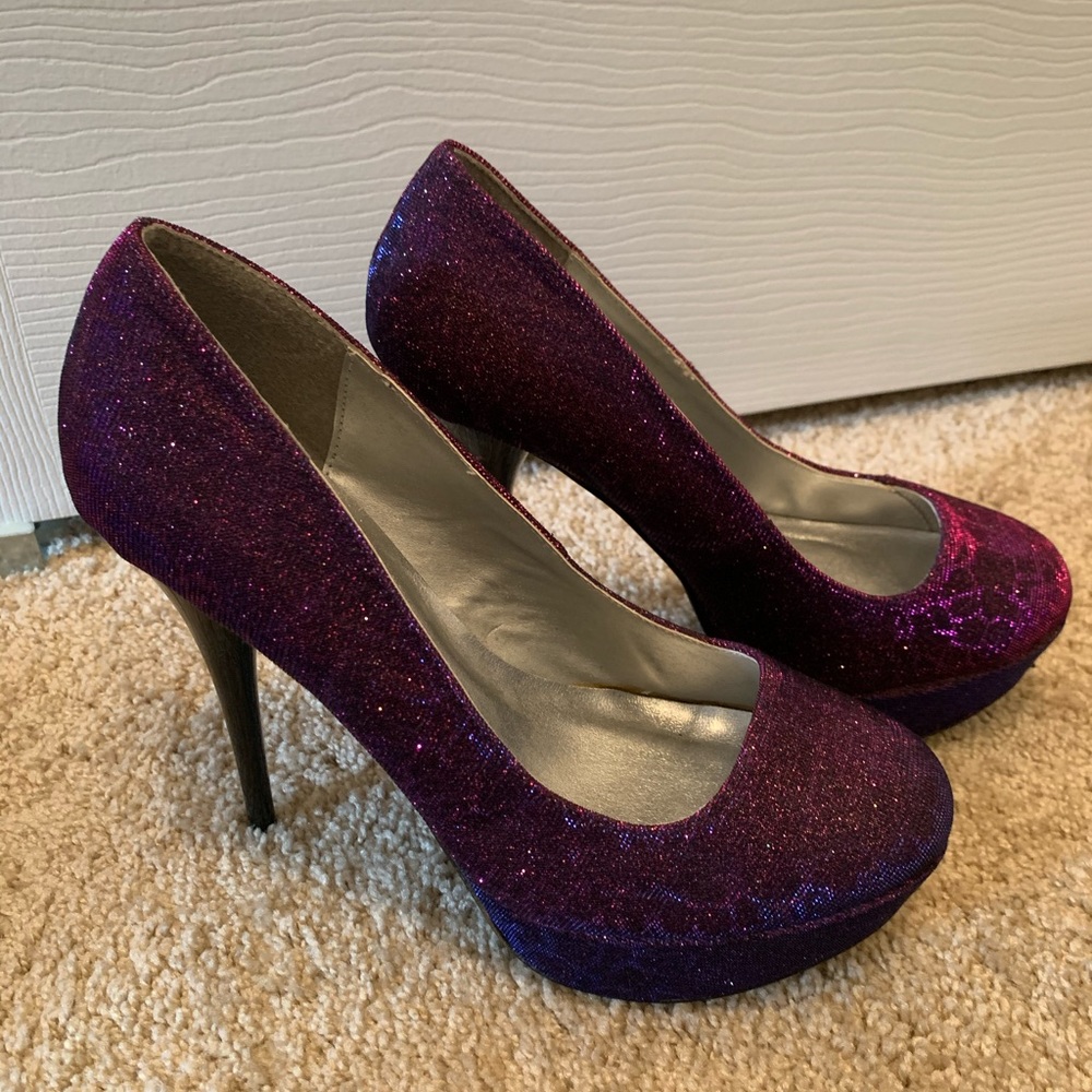 Size 8.5 sparkly iridescent platform heels